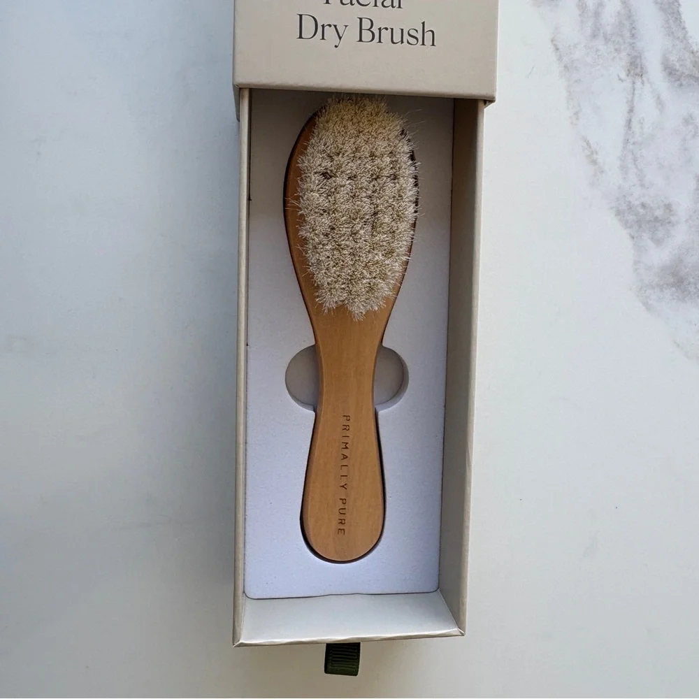 NWT Primally Pure Facial Dry Brush